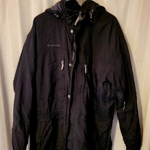 Columbia Men's Black Raincoat